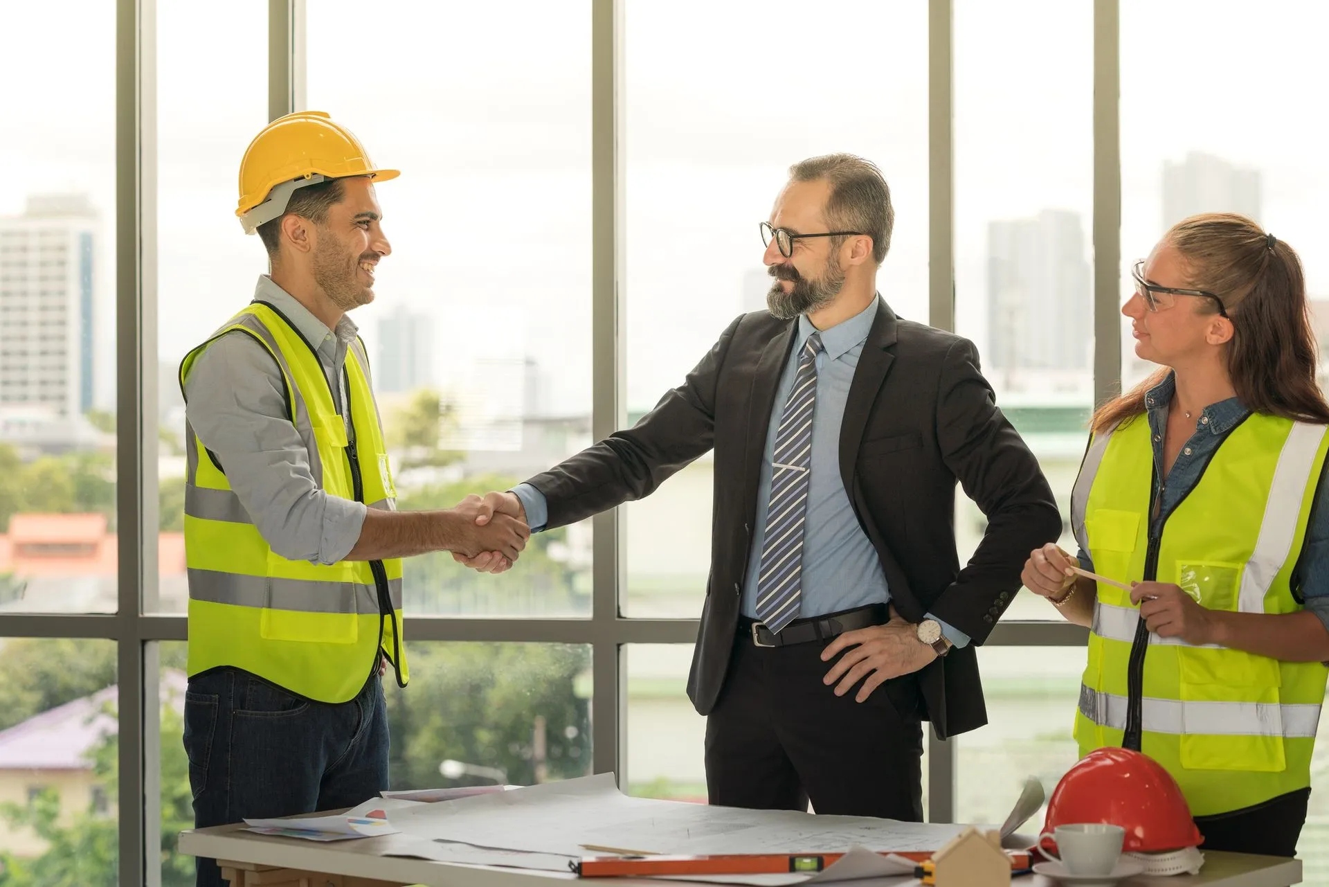 10 Essential Tips for Hiring a Reliable Construction Contractor