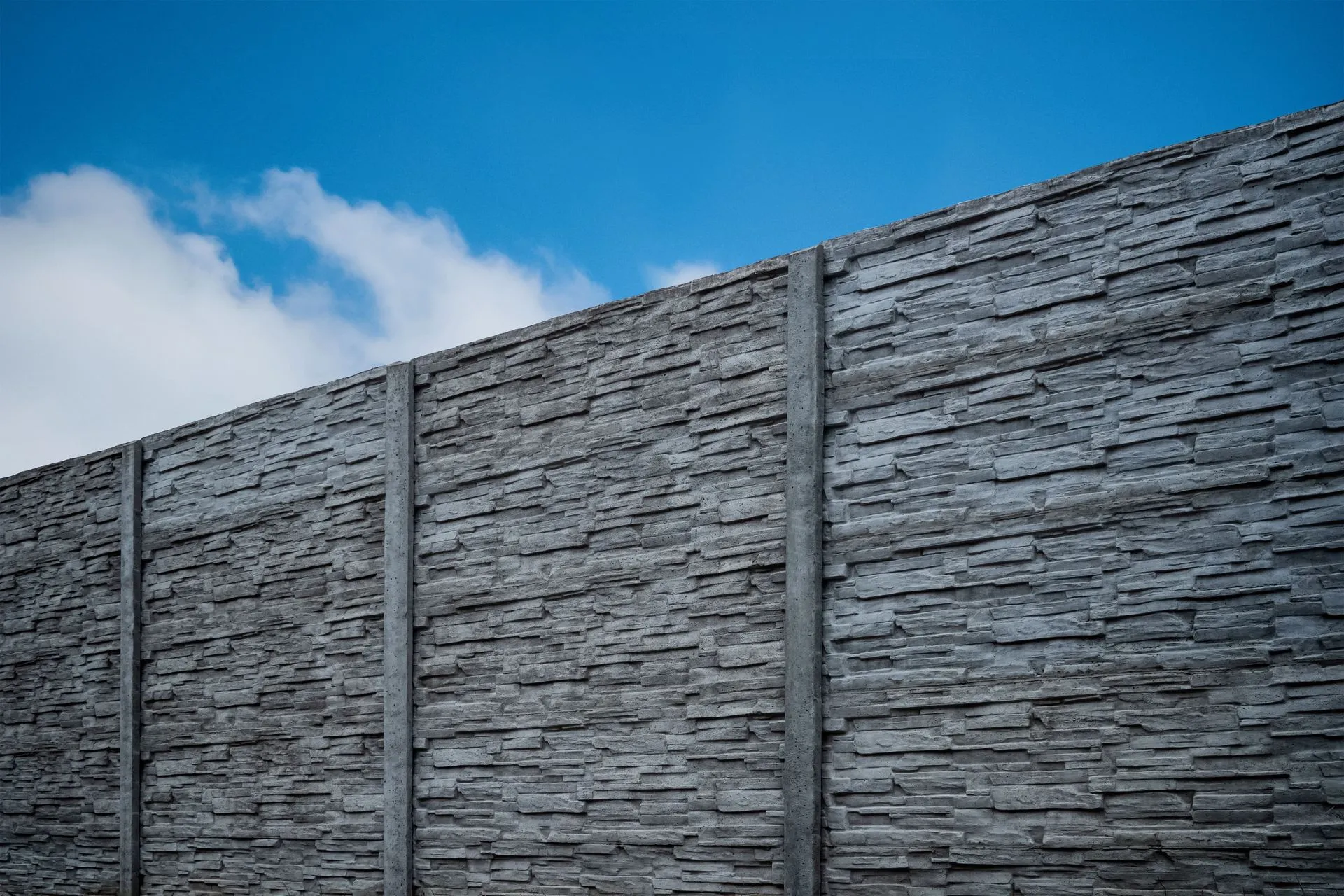 Retaining Walls: Top Ideas for Function and Style